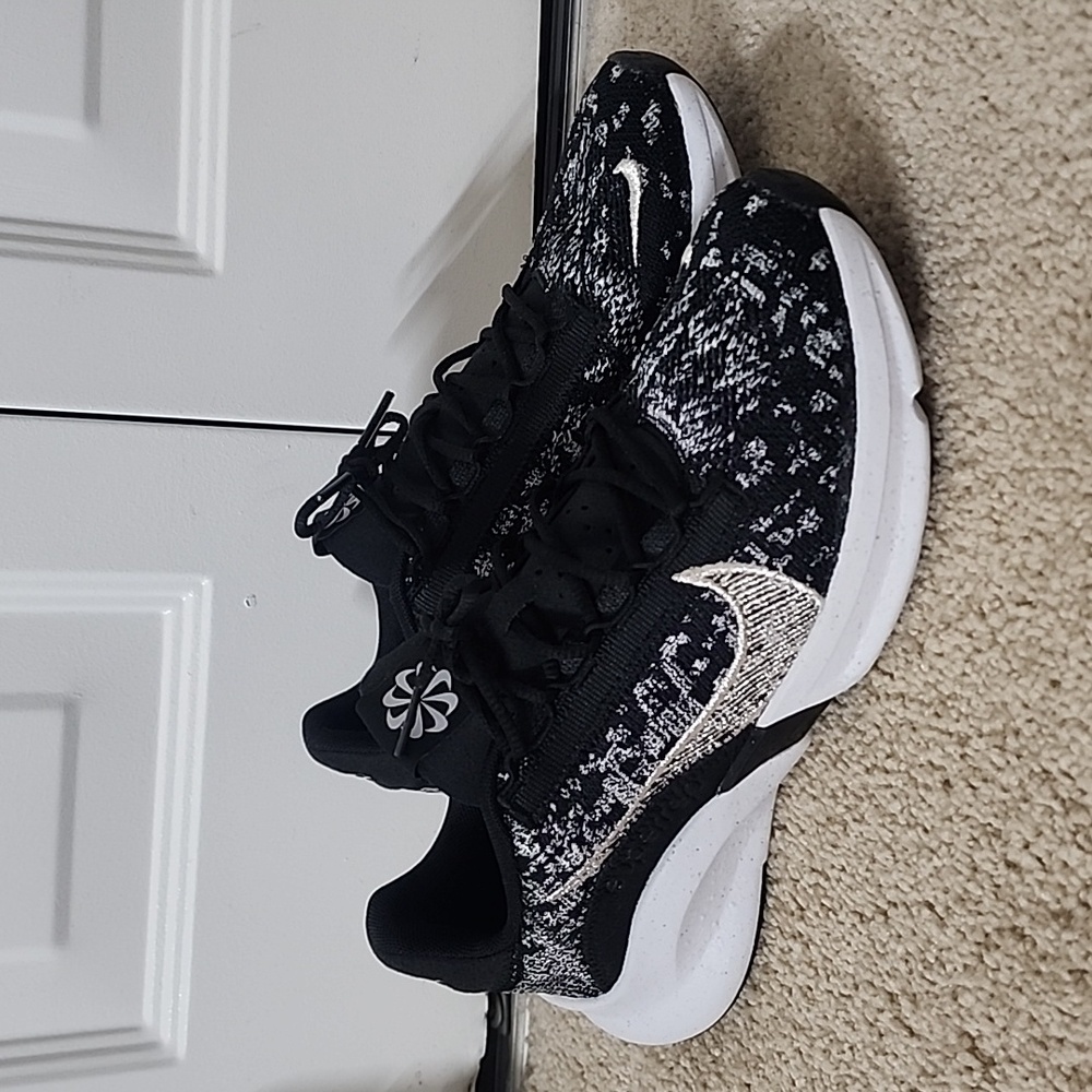Nike Women's athletic shoe